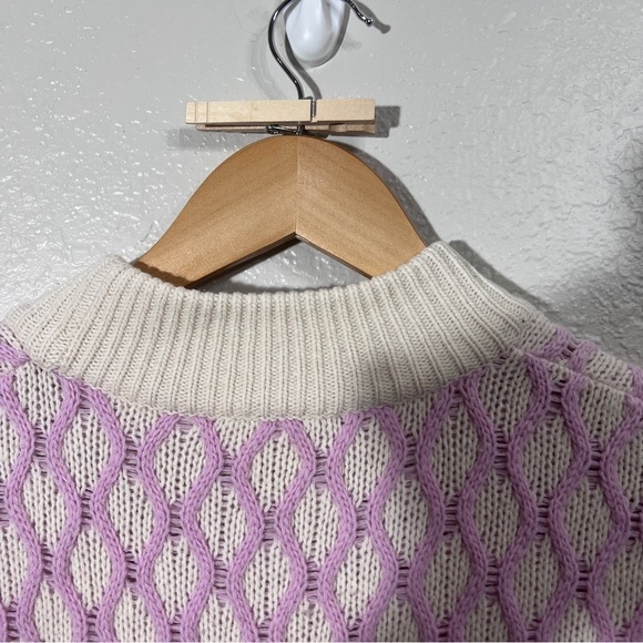 STINE GOYA sweater in Pink and white size medium - Picture 11 of 16